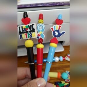 Colorful Animal Bead Pens Set